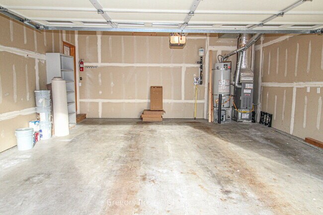 Building Photo - 12920 NE 203rd Ct