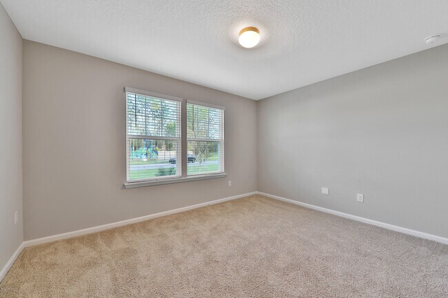 Building Photo - 589 Glasgow Dr