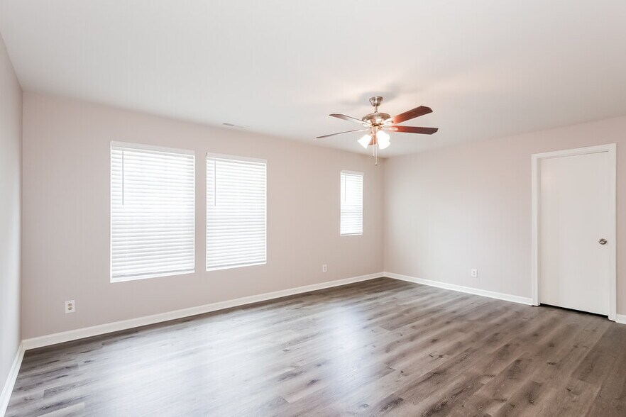 Building Photo - 4209 Quinn Drive