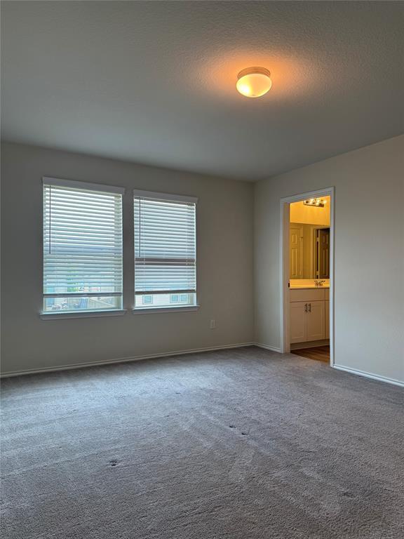 Building Photo - 201 Bedford Falls Ln