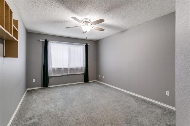 Building Photo - 307 Pointer Pl