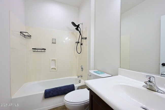 Building Photo - 1623 W Owens Way