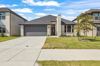 Building Photo - 154 Lost Maples Wy