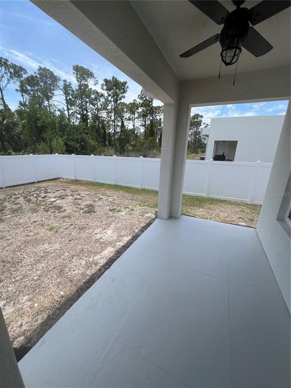 Building Photo - 12073 Henley Ave