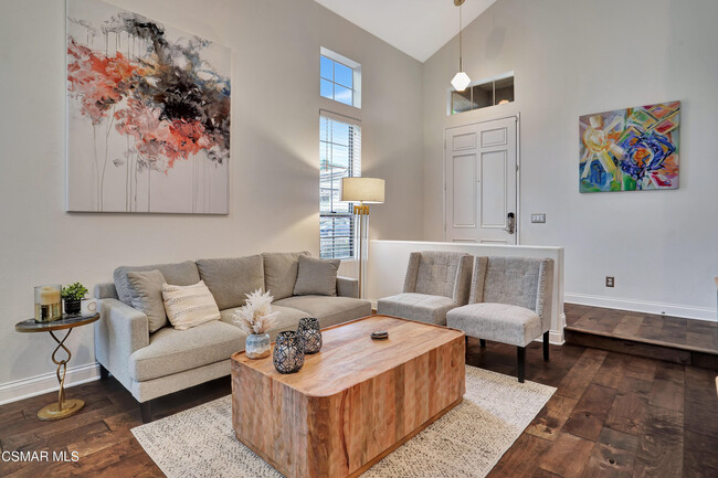 Building Photo - 334 Anzio Way