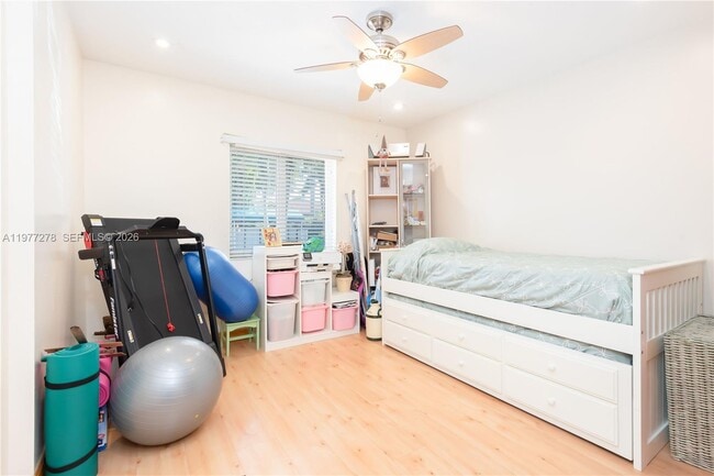 Building Photo - 17360 NW 69th Ct