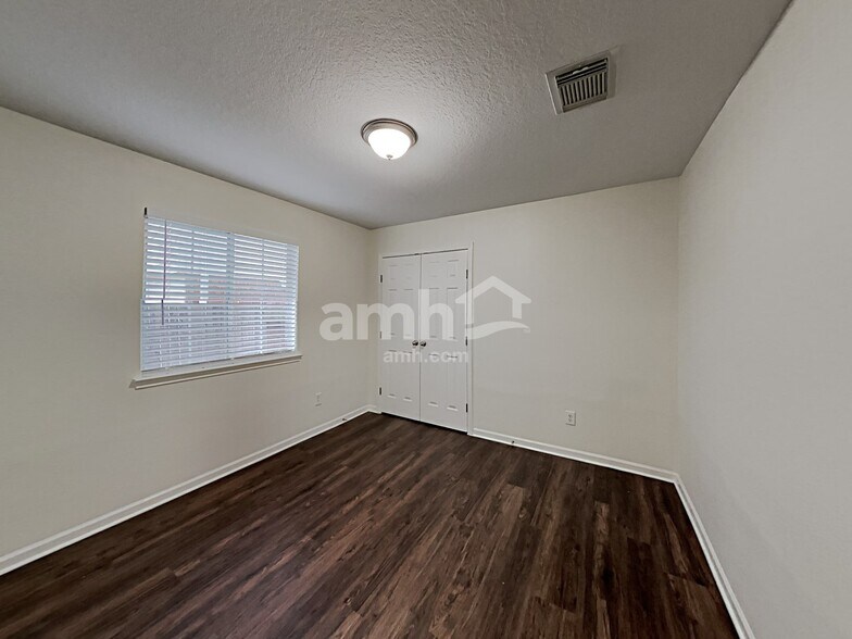 Building Photo - 22111 Cassini Ct