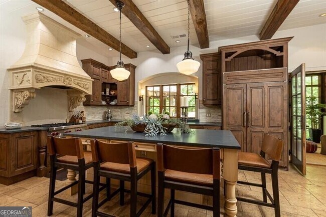 Building Photo - 4421 Paradise Cir SE