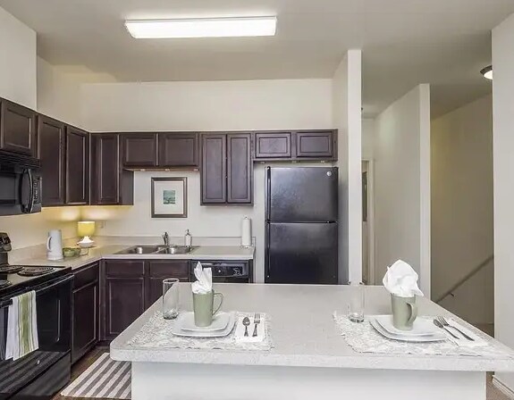 Building Photo - 2935 Nacogdoches-400.27