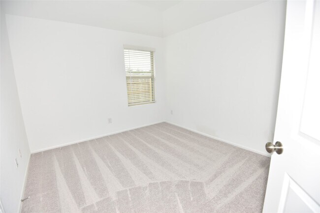 Building Photo - 21562 Casavatore Dr