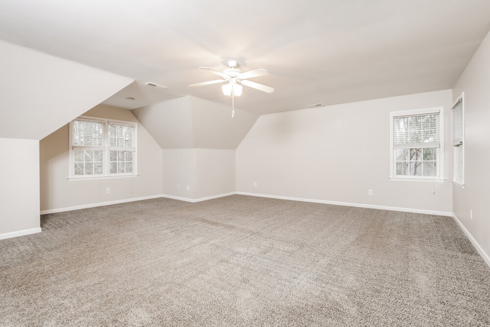 Building Photo - 1204 Cleason Ct