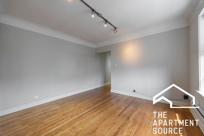 Building Photo - 2620 N Rockwell St