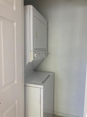 Building Photo - 7151 Gaston Ave