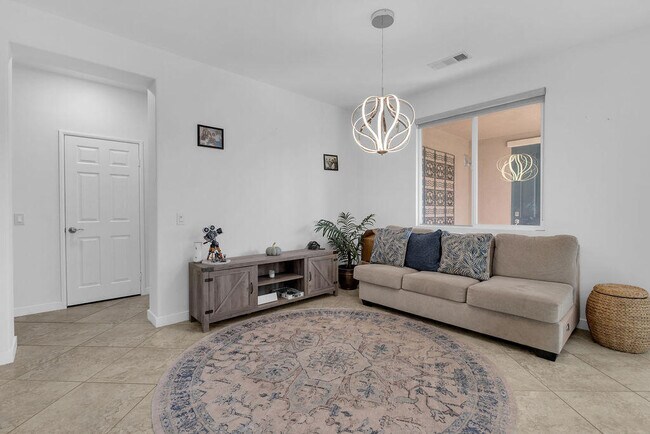 Building Photo - 82540 Lordsburg Dr