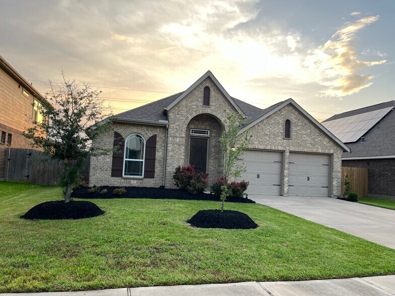 Building Photo - 6807 Northchester Dr