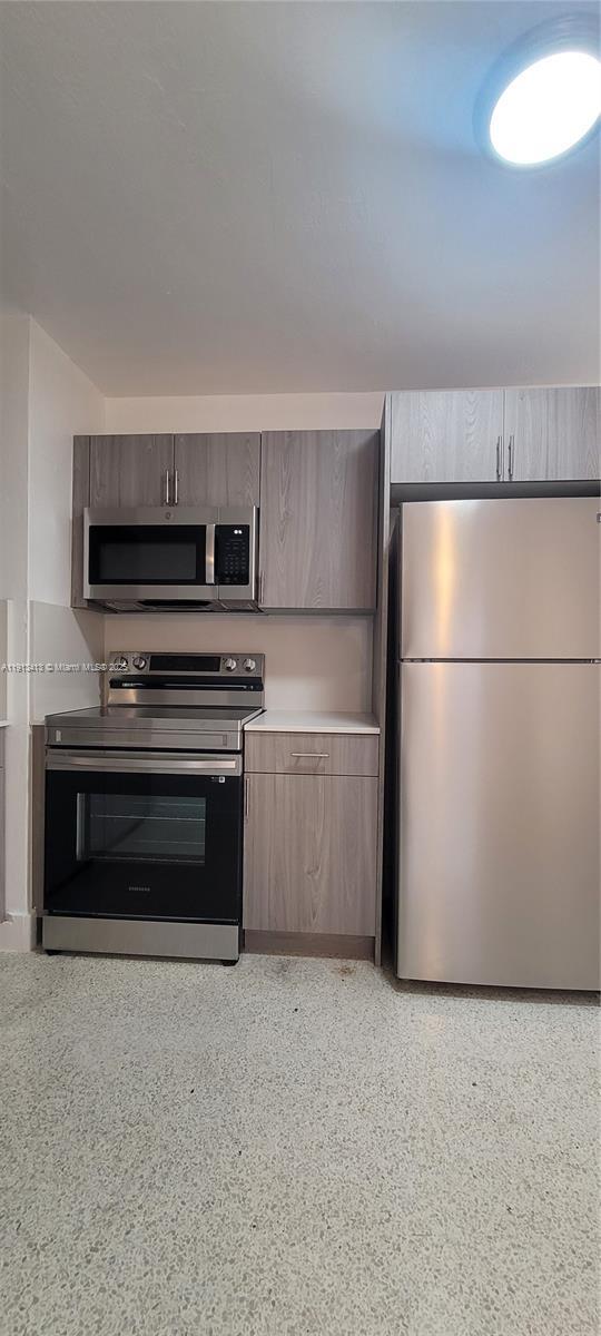 Building Photo - 43 Glen Royal Pkwy