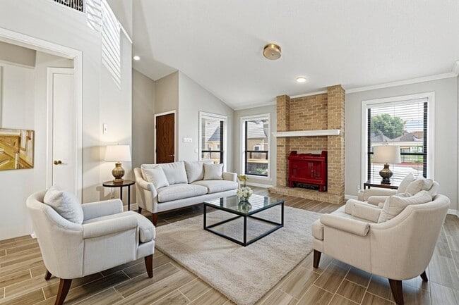 Building Photo - 17490 Meandering Way
