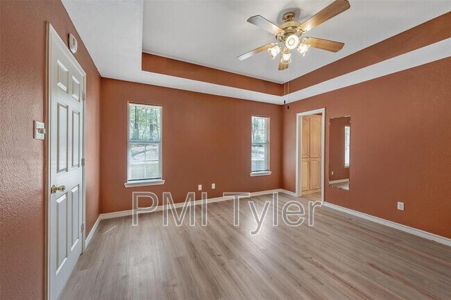 Building Photo - 264 Peaceful Valley Trail