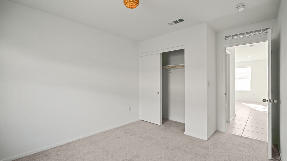 Building Photo - 11265 Skyvista Dr