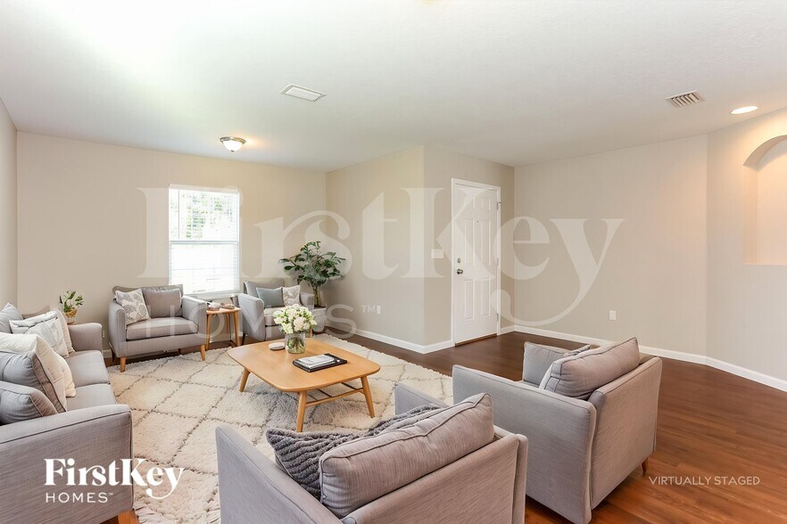 Building Photo - 78295 Saddle Rock Rd