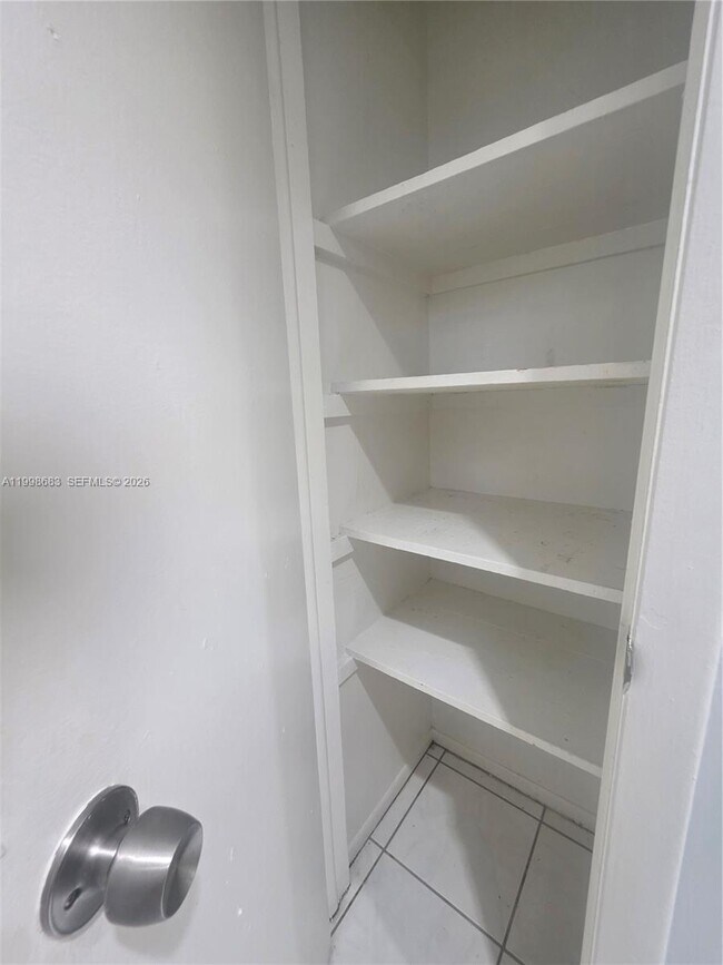 Building Photo - 8101 SW 73rd Ave