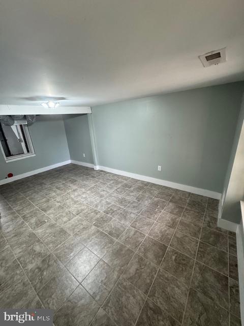 Building Photo - 329 S Market St