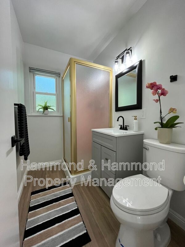 Building Photo - 17115 Bircher St