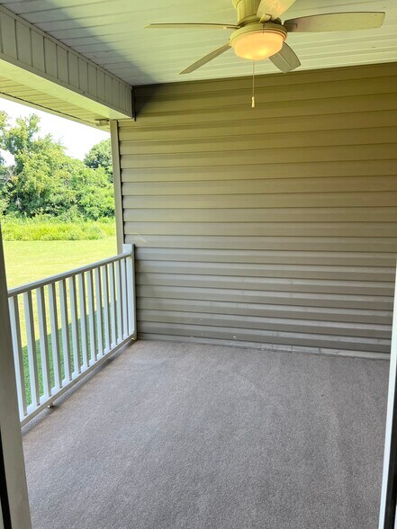 Rear Cover Deck - 505 Clear Creek Rd