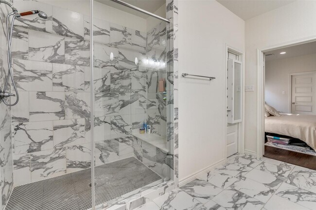 Building Photo - 5116 Slate St