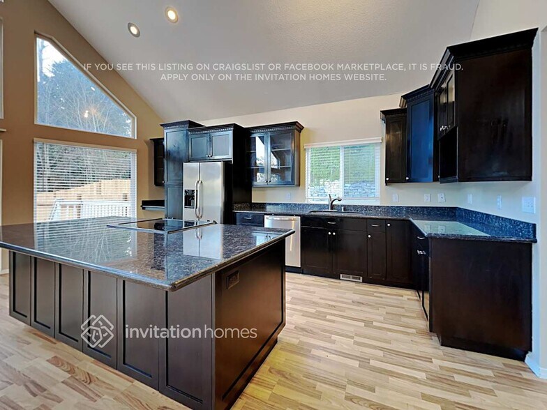 Building Photo - 16911 S Tapps Dr E