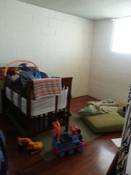 Building Photo - 1329 Kaihee St