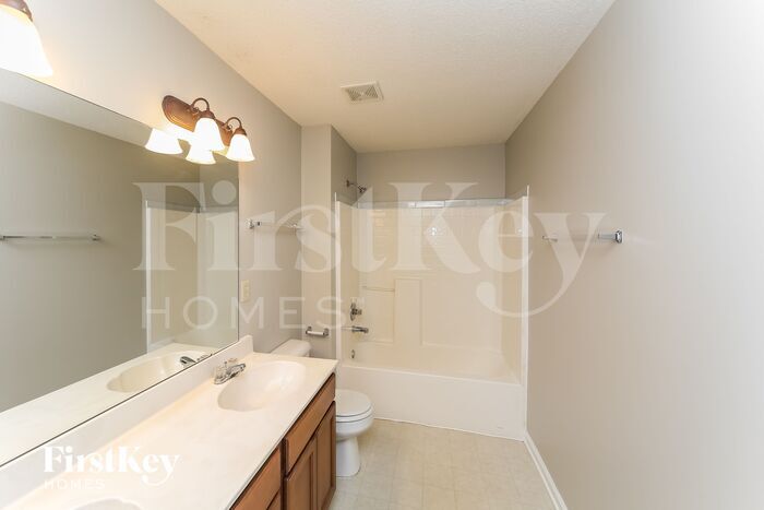Building Photo - 6358 Red Bird Dr