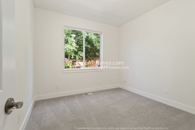 Building Photo - Spacious 5-Bedroom Oasis in the Heart of Five Oaks!