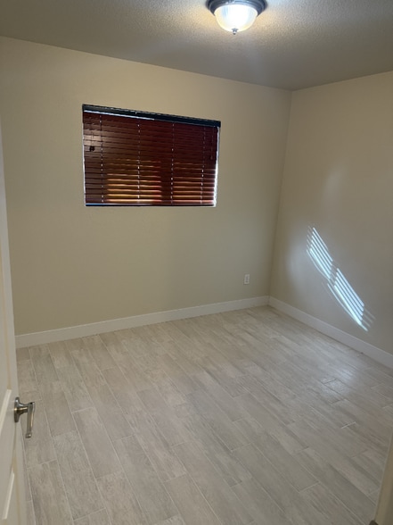 Building Photo - 4713 Amber Ln