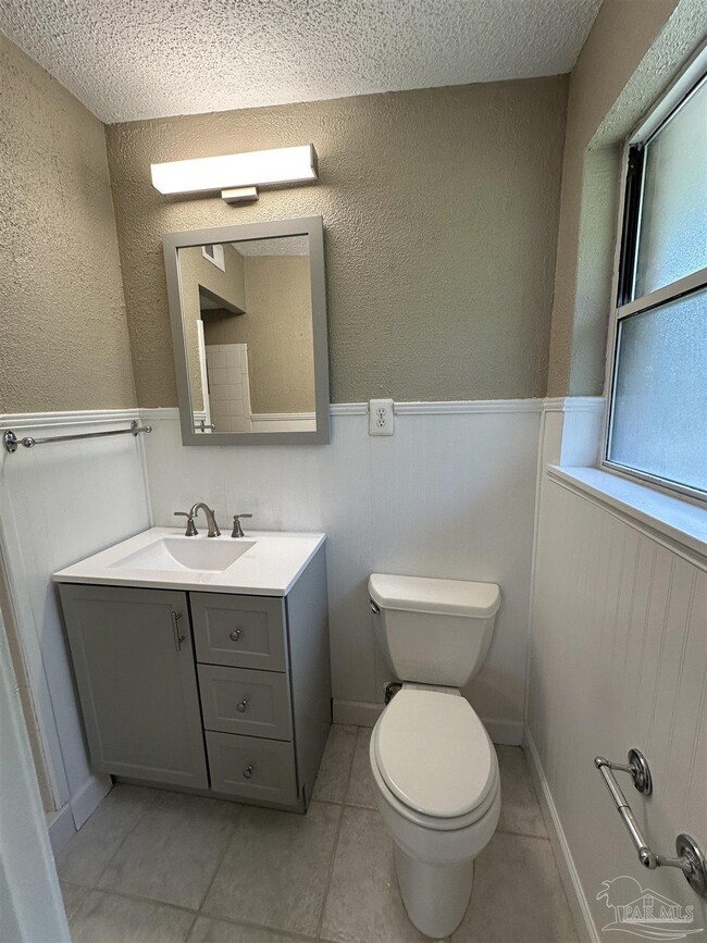 Building Photo - 3955 San Gabriel Dr