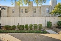 Building Photo - 3780 Tanglewilde St