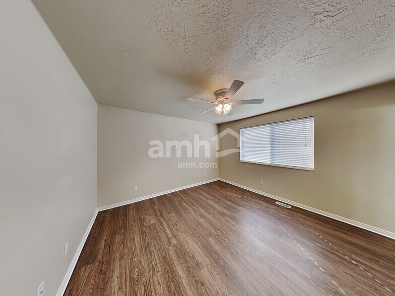 Building Photo - 2475 W 1325 N