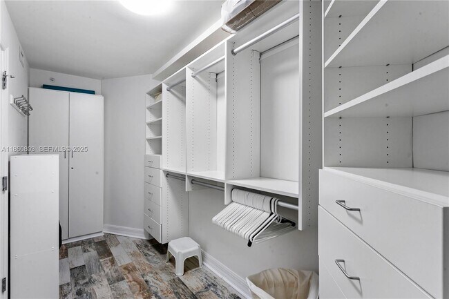 Building Photo - 3000 N Ocean Dr