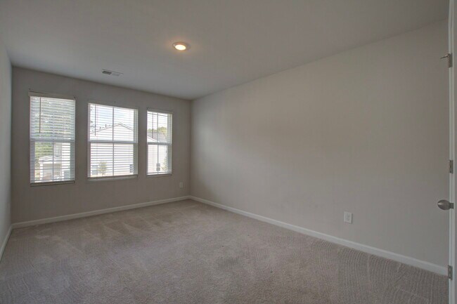 Building Photo - 4105 Quincy Adams Ln