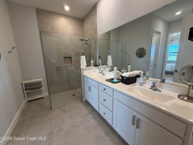 Building Photo - 2371 Caravan Pl