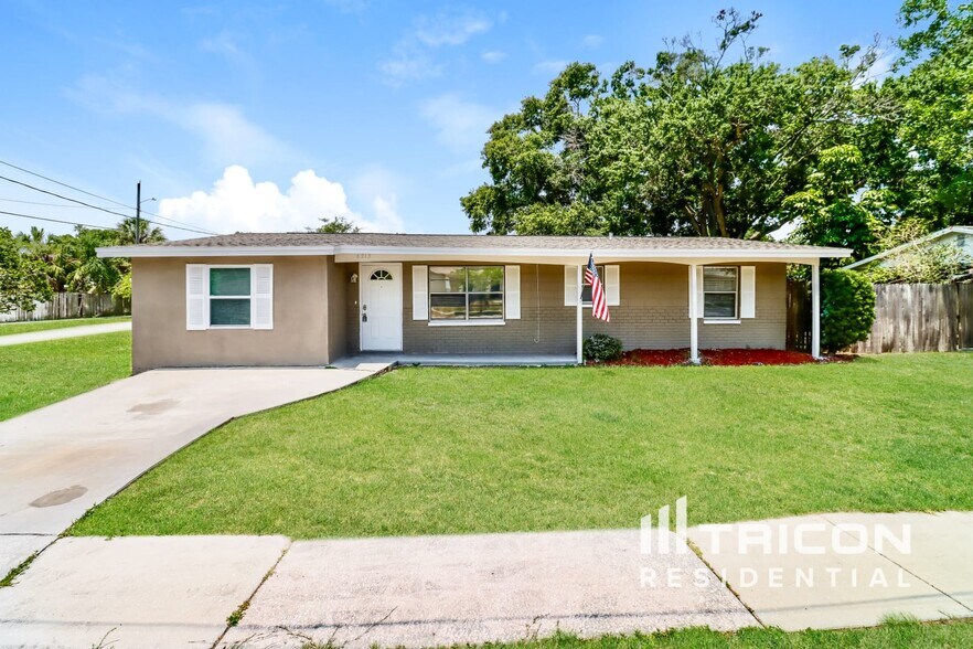 Primary Photo - 6313 S Clark Ave