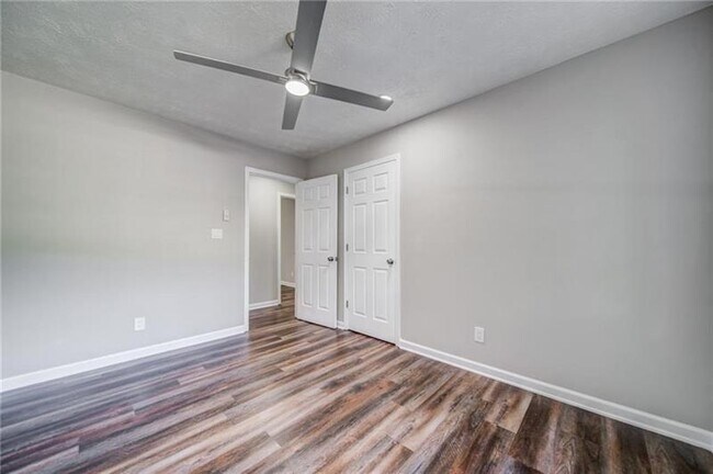 Building Photo - 2794 Nathan Ct SW