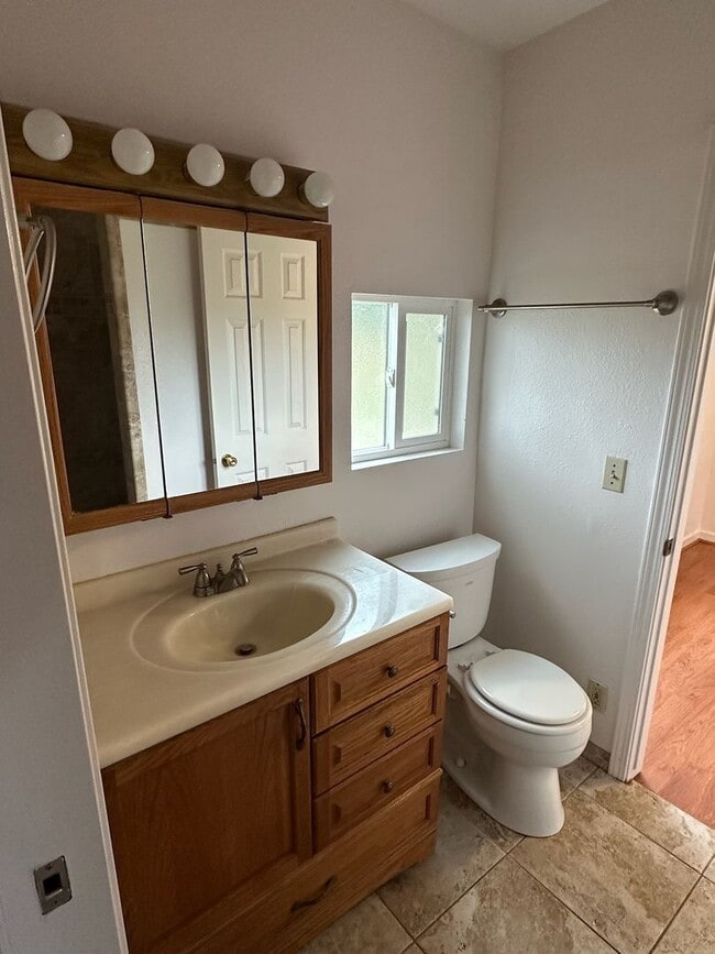 Building Photo - 26997 Rd 164