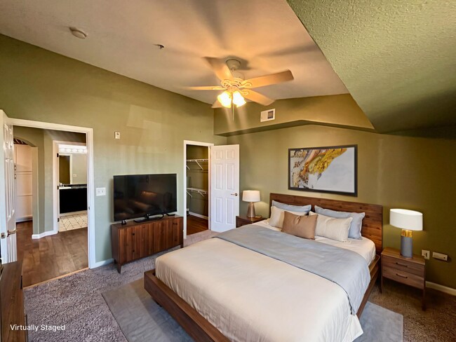 Building Photo - 1 bed 1 bath w/ Beautiful Mountain views!