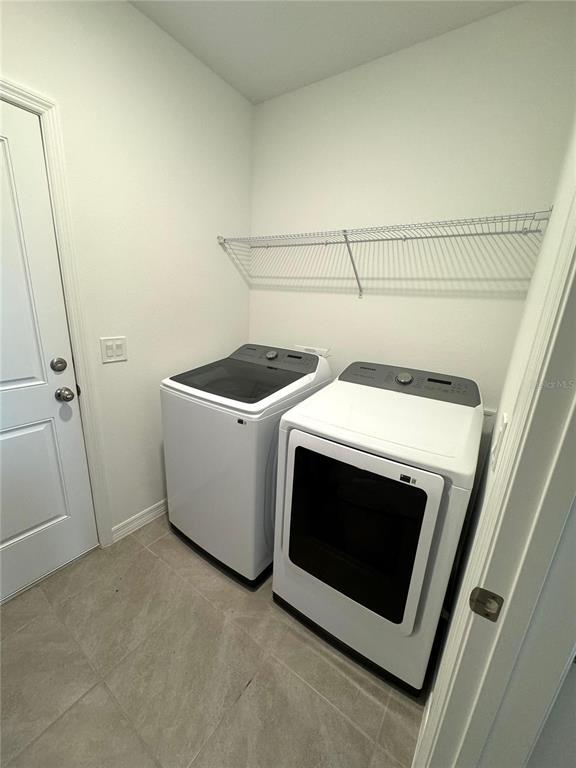 Building Photo - 15056 Windflower Aly