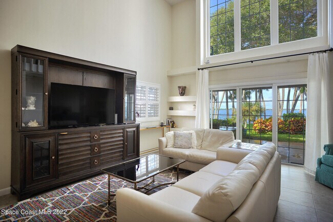 Building Photo - 412 La Costa St