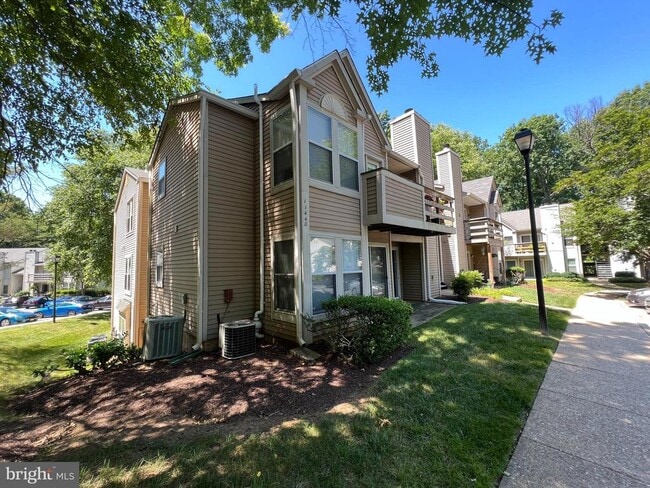 Building Photo - 11440 Little Patuxent Pkwy