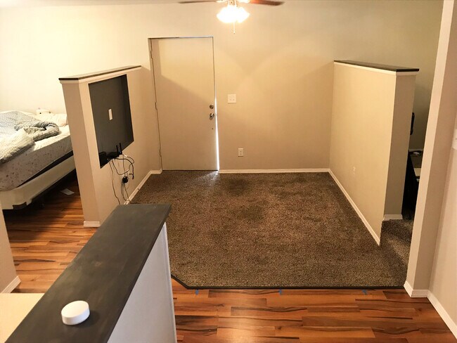 Building Photo - 5987 Flower St