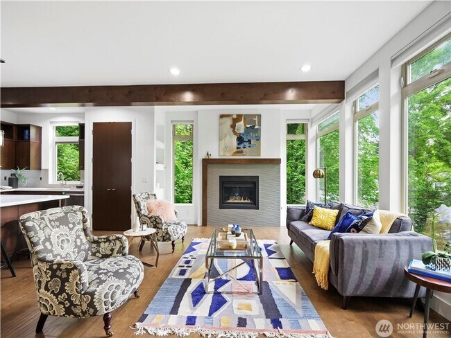 Building Photo - 4bd/3.75ba Seattle House