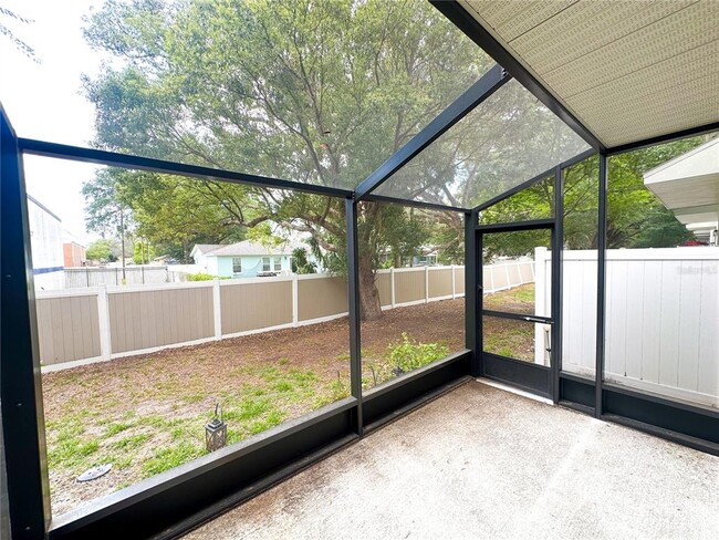 Building Photo - 7494 Aloma Pines Ct